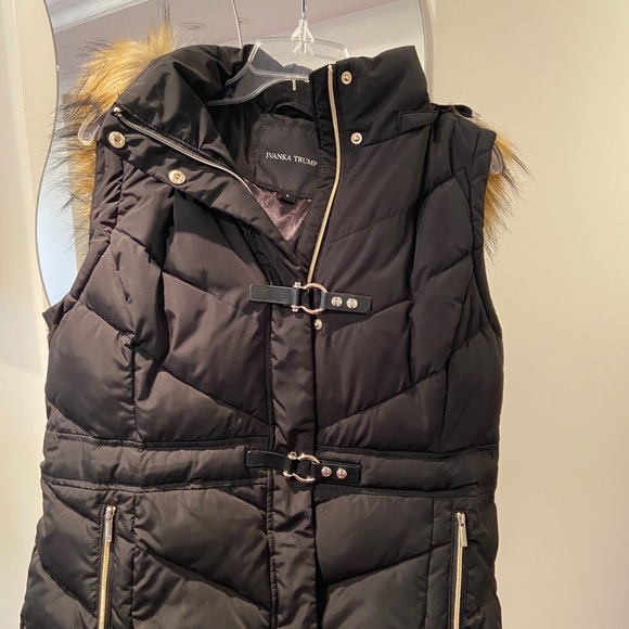 Ski Vests by Ivanka Trump - Picture 11 of 14